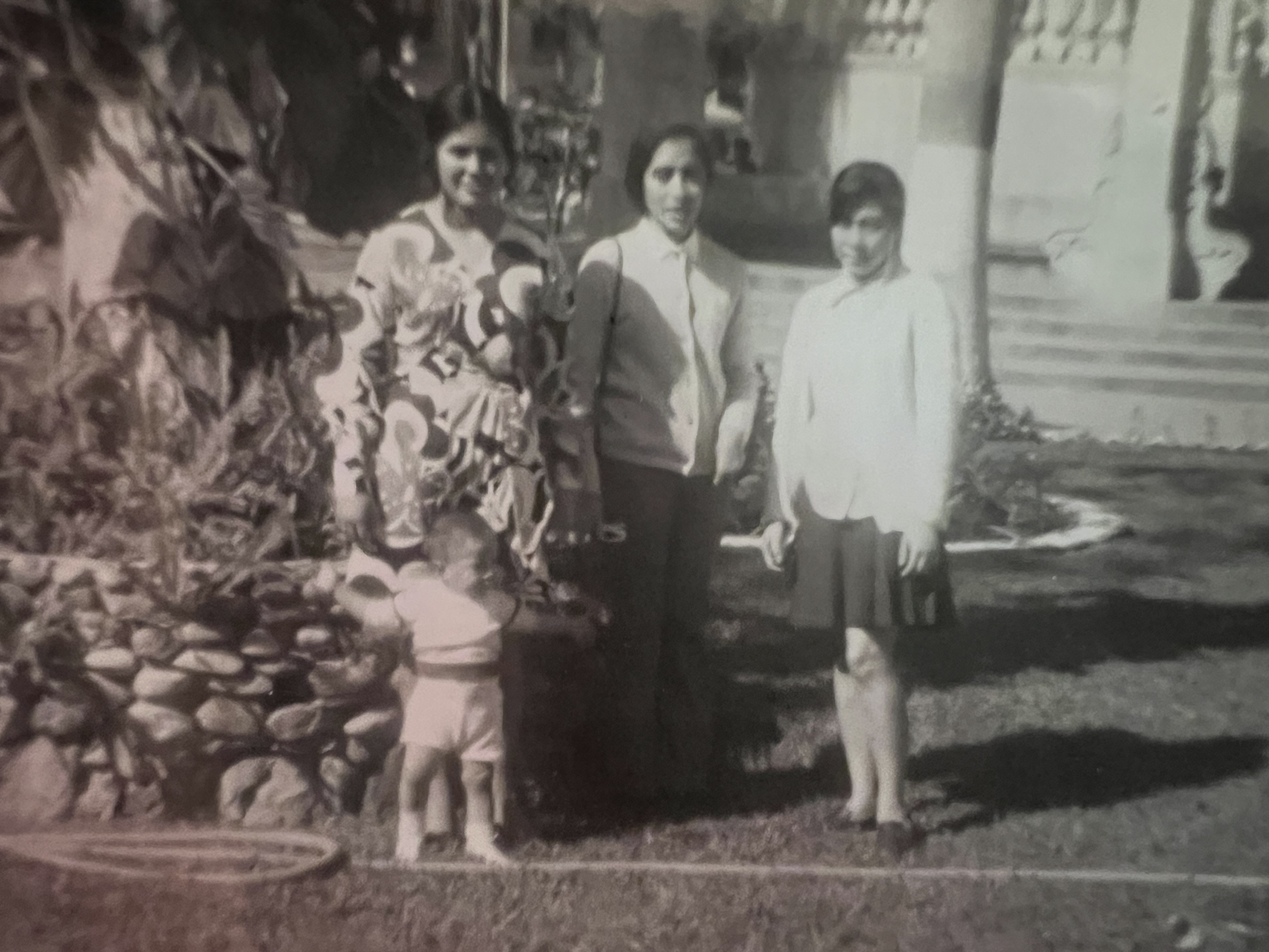 Con sus padres